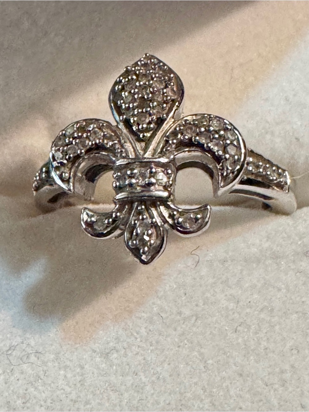 Fleur-de Lis 925 silver diamond elegant ring